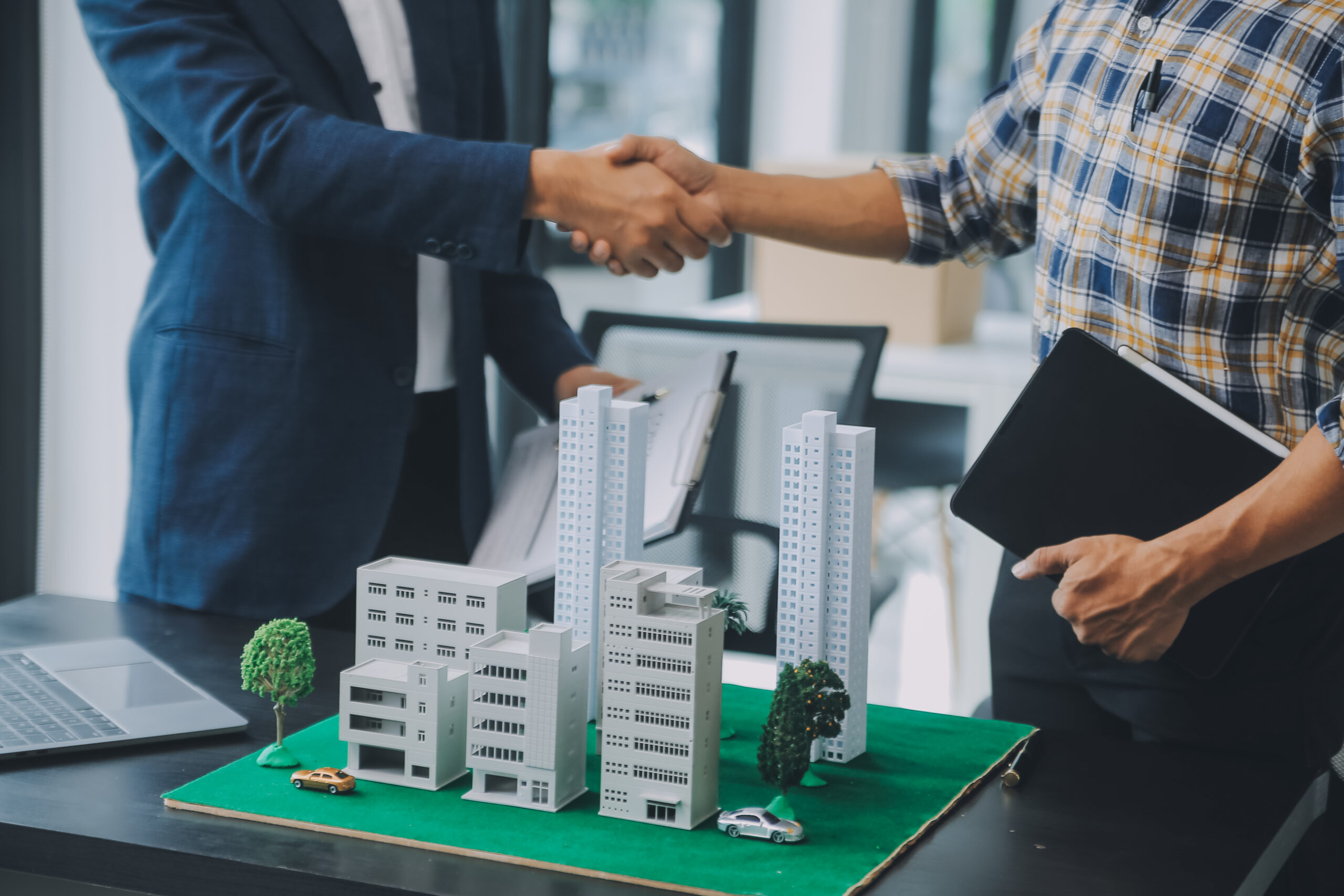 Real estate brokerage agent Deliver a sample of a model house to